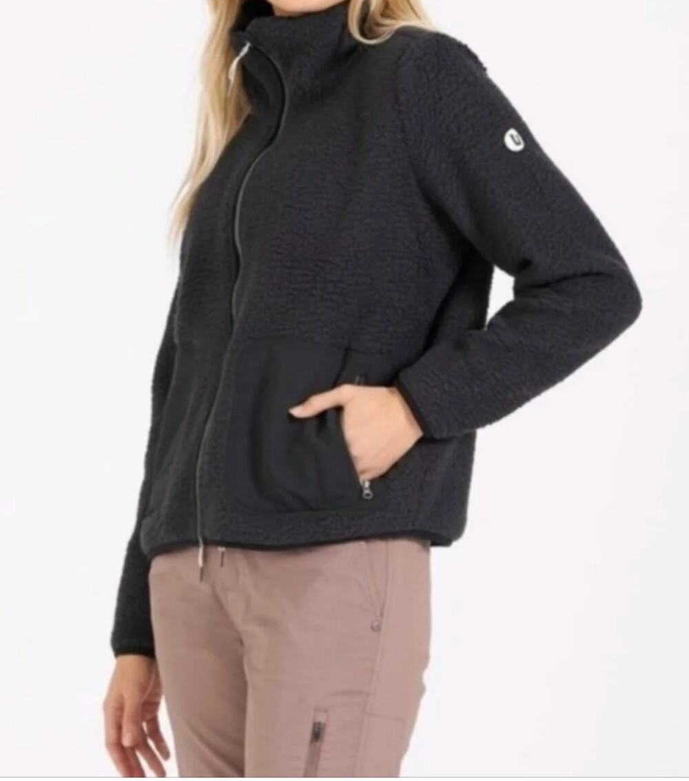 Vuori Alpine Sherpa Fleece Jacket - Cozy Black Zip-Up (VW516) Small